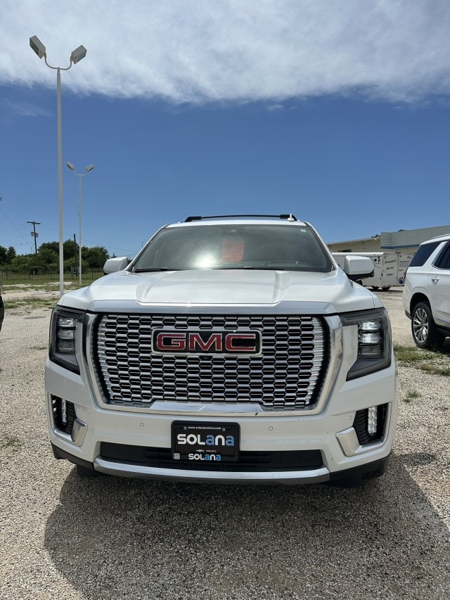 2024 GMC Yukon Denali AWD's photo