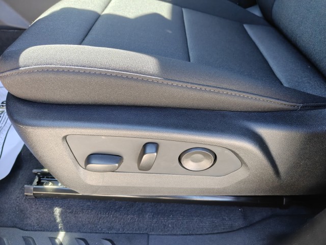2026 Chevrolet Colorado Work Truck - Photo 18