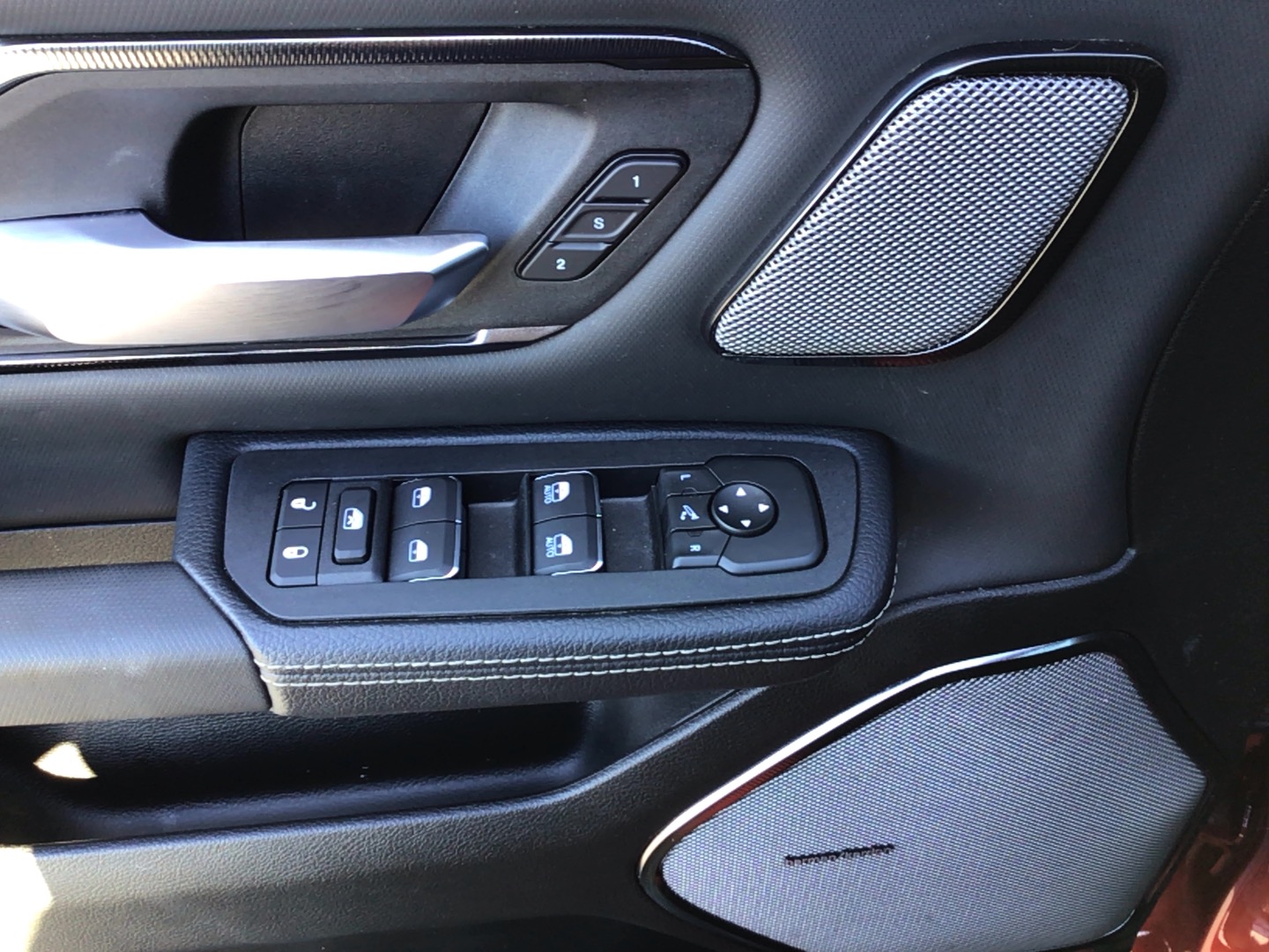 2026 Ram 1500 photo 10 of 13