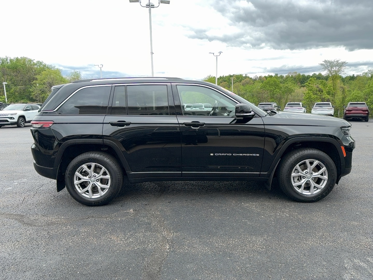 2022 Jeep Grand Cherokee Limited - 5
