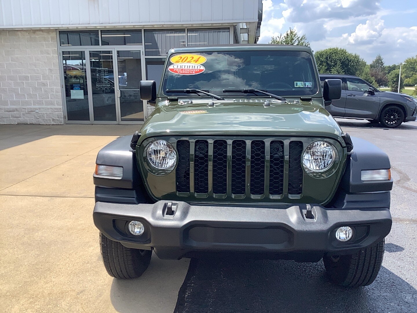 2024 Jeep Wrangler Sport S photo 3