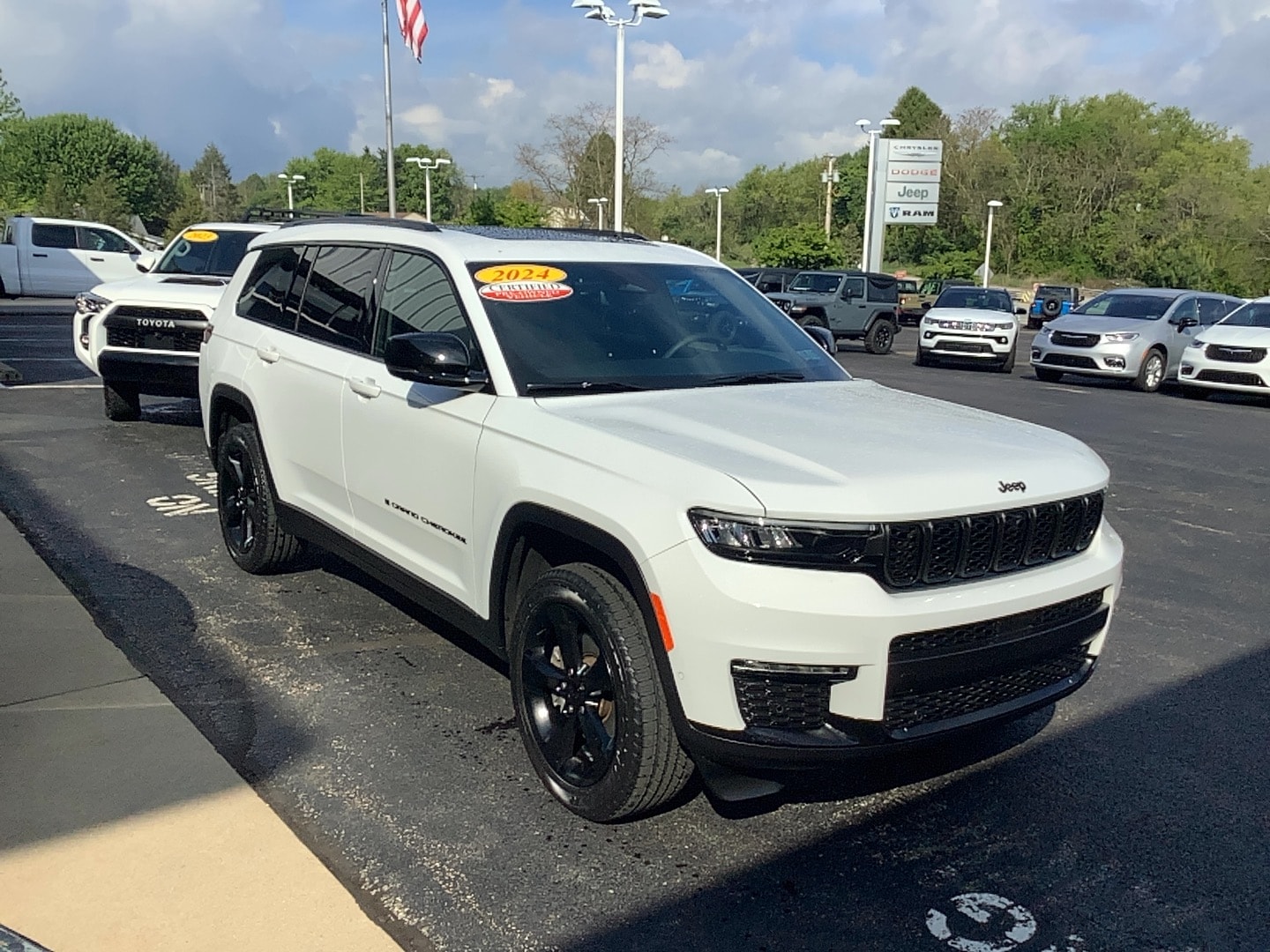 2024 Jeep Grand Cherokee L Limited Bright White Clearcoat at Solomon CJD Carmichaels