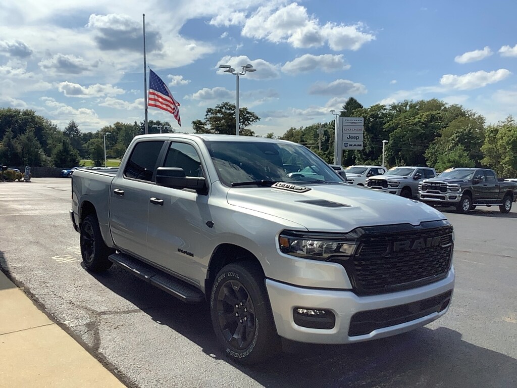 New 2027 Ram 1500 Express Pickup
