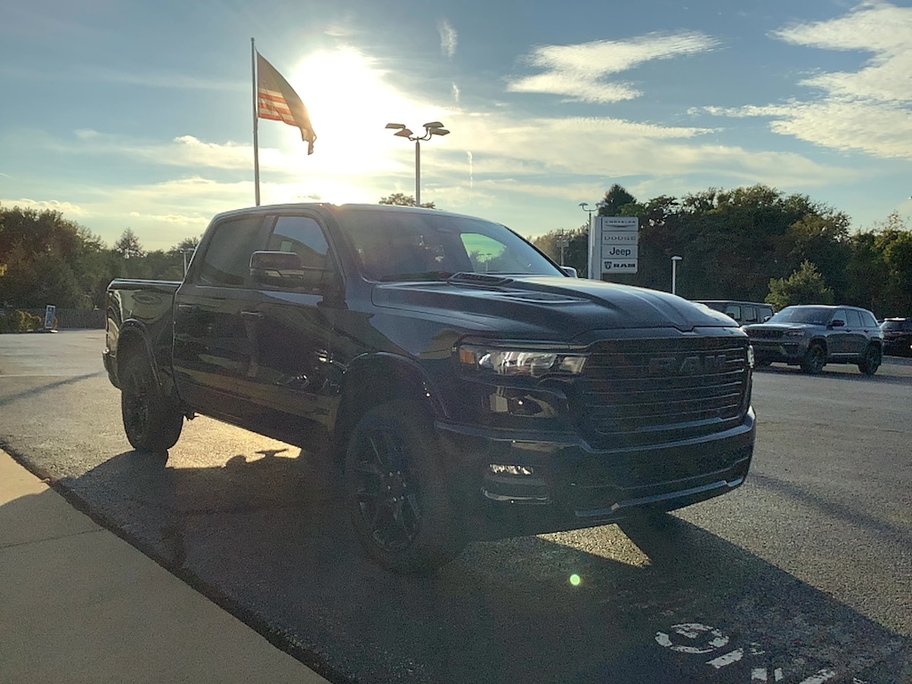 New 2027 Ram 1500 LARAMIE CREW CAB 4X4 5'7 BOX Pickup