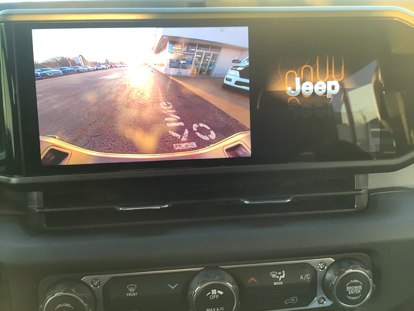 2026 Jeep Gladiator SPORT 4X4 - 11