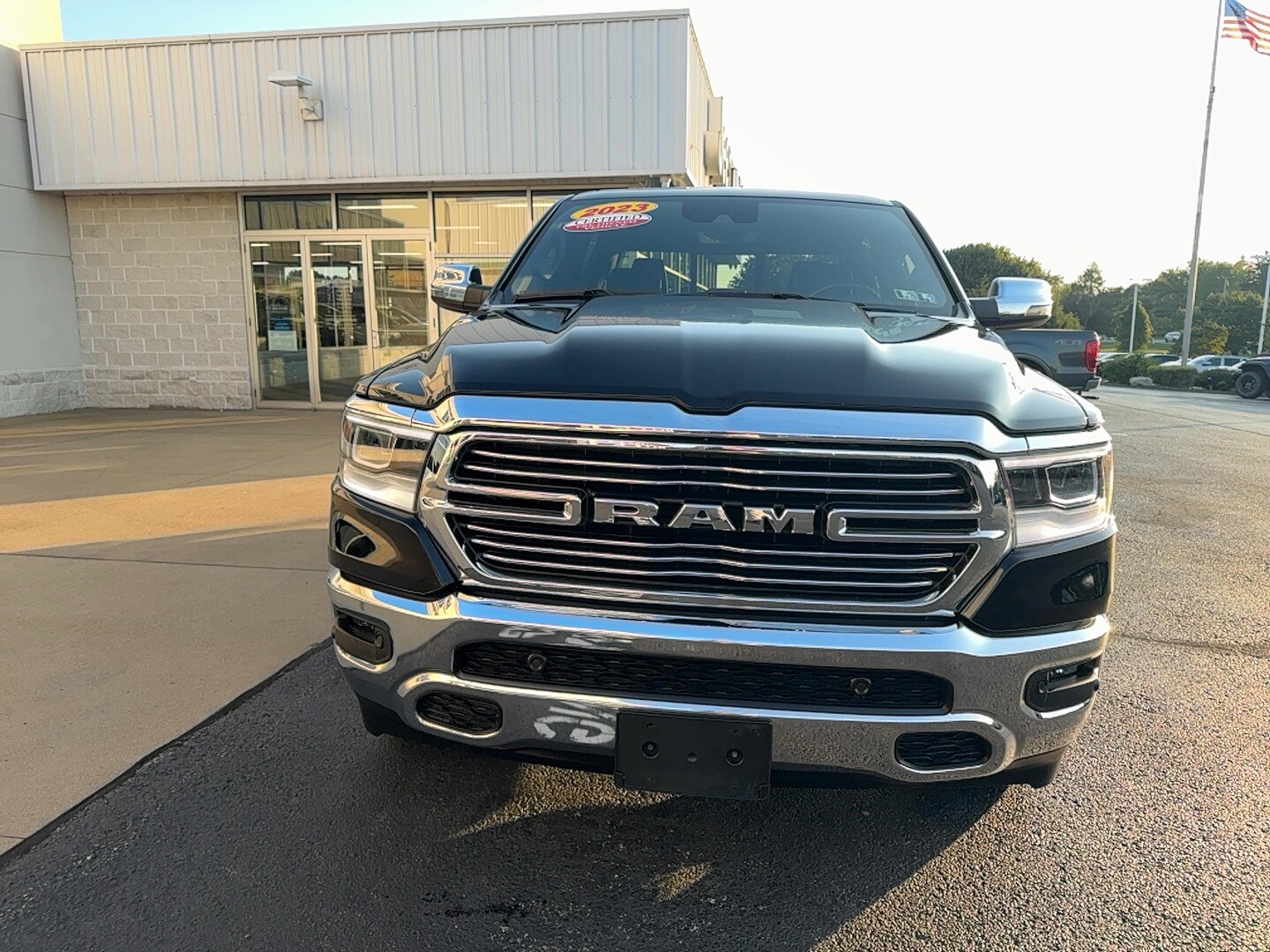 2023 Ram 1500 Laramie photo 4