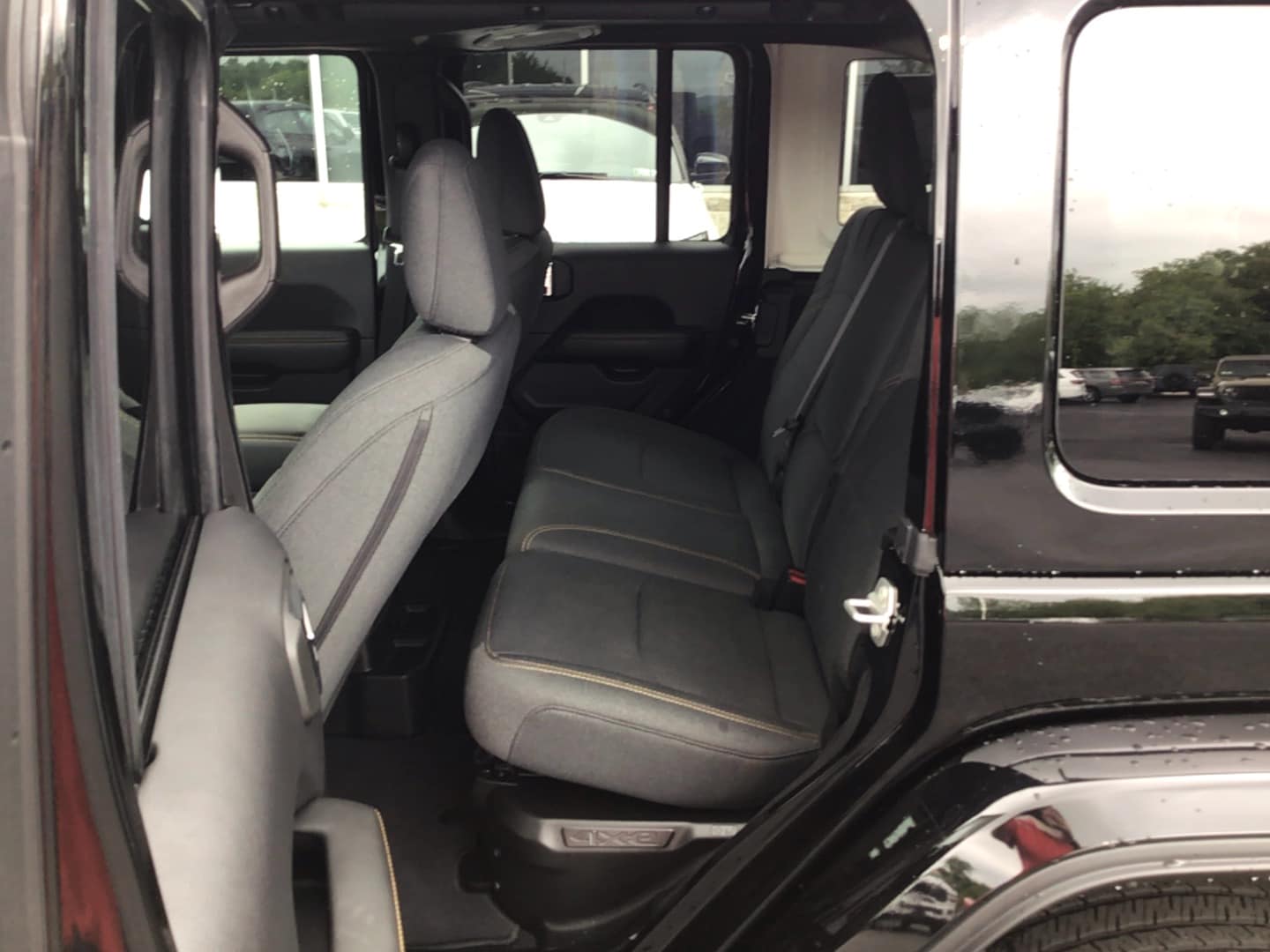 2025 Jeep Wrangler 4xe Sahara - 7
