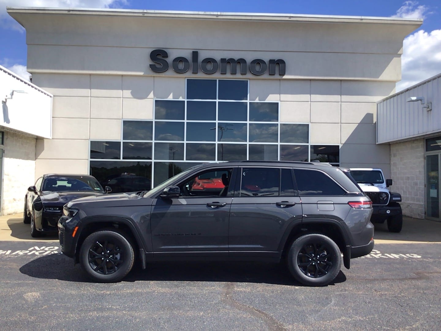 2026 Jeep Grand Cherokee LAREDO ALTITUDE 4X4 - 0