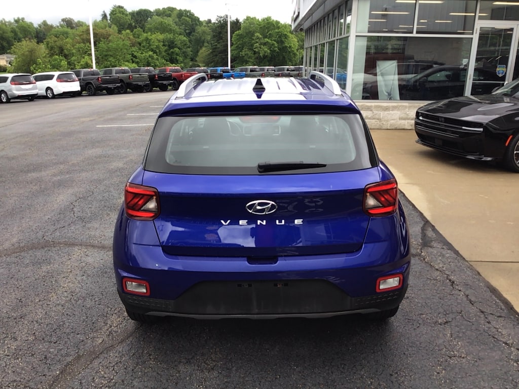 Certified 2022 Hyundai Venue SEL SEL IVT