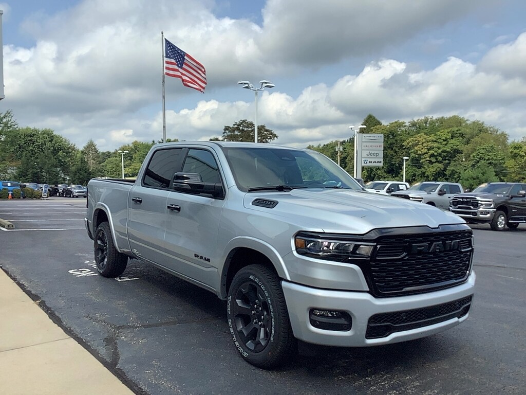 New 2026 Ram 1500 BIG HORN CREW CAB 4X4 6'4 BOX Pickup