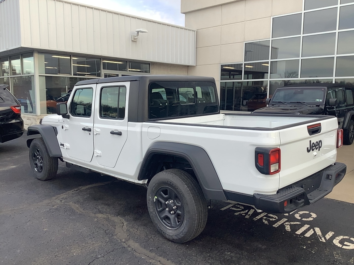 2026 Jeep Gladiator SPORT 4X4 - 6