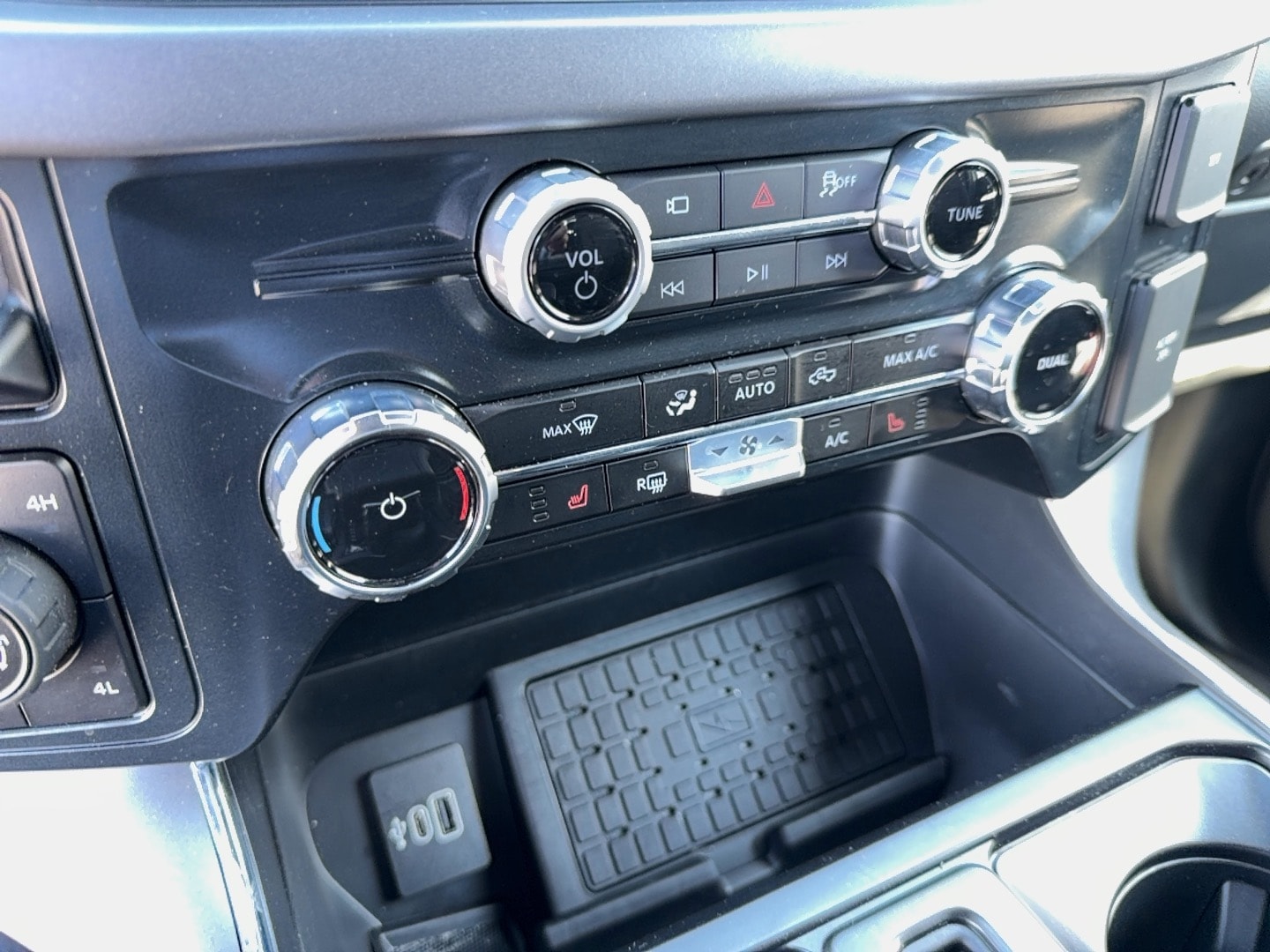 2025 Ford F-150 XLT White at Diehl Automotive