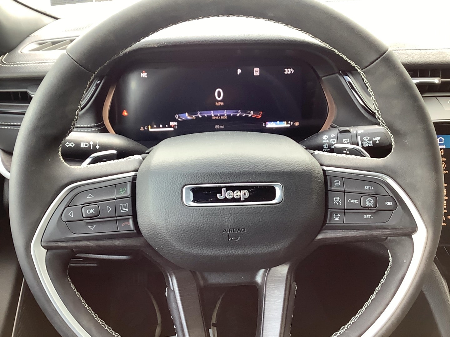 2026 Jeep Grand Cherokee LIMITED 4X4 - 11
