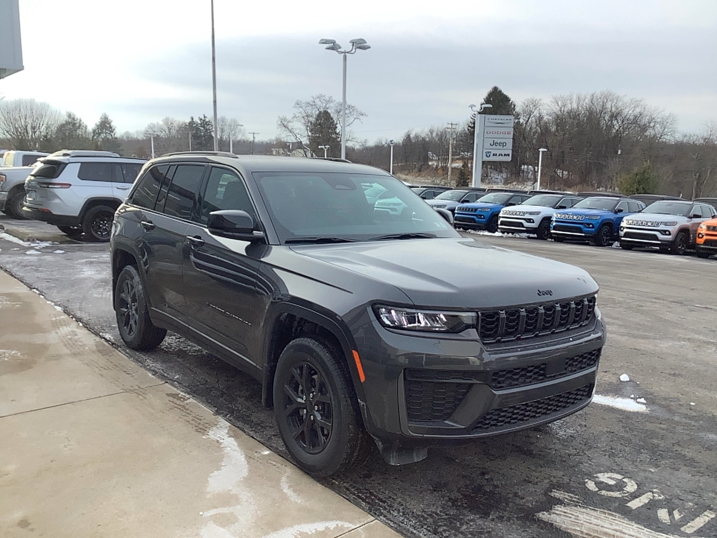 2026 Jeep Grand Cherokee LAREDO ALTITUDE 4X4 - 2