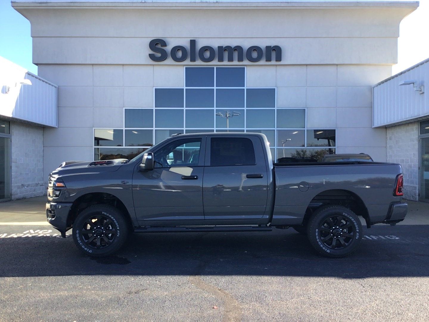 2027 Ram 2500 photo 1 of 13