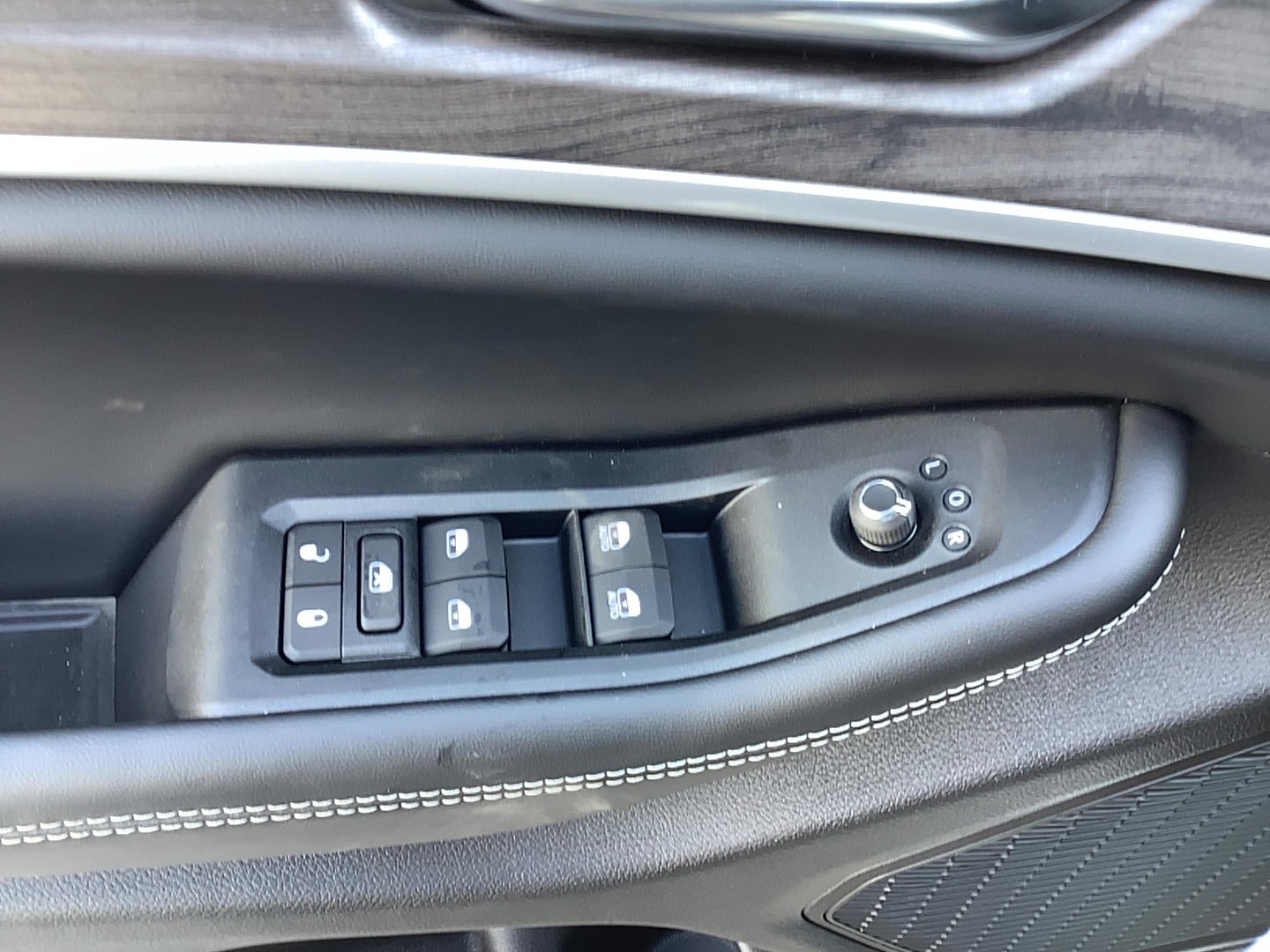 2026 Jeep Grand Cherokee LAREDO ALTITUDE 4X4 - 9