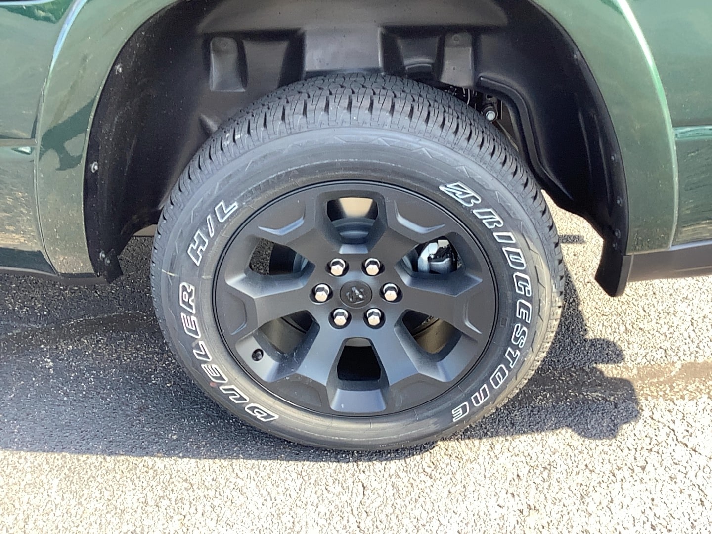 2027 Ram 1500 photo 6 of 13