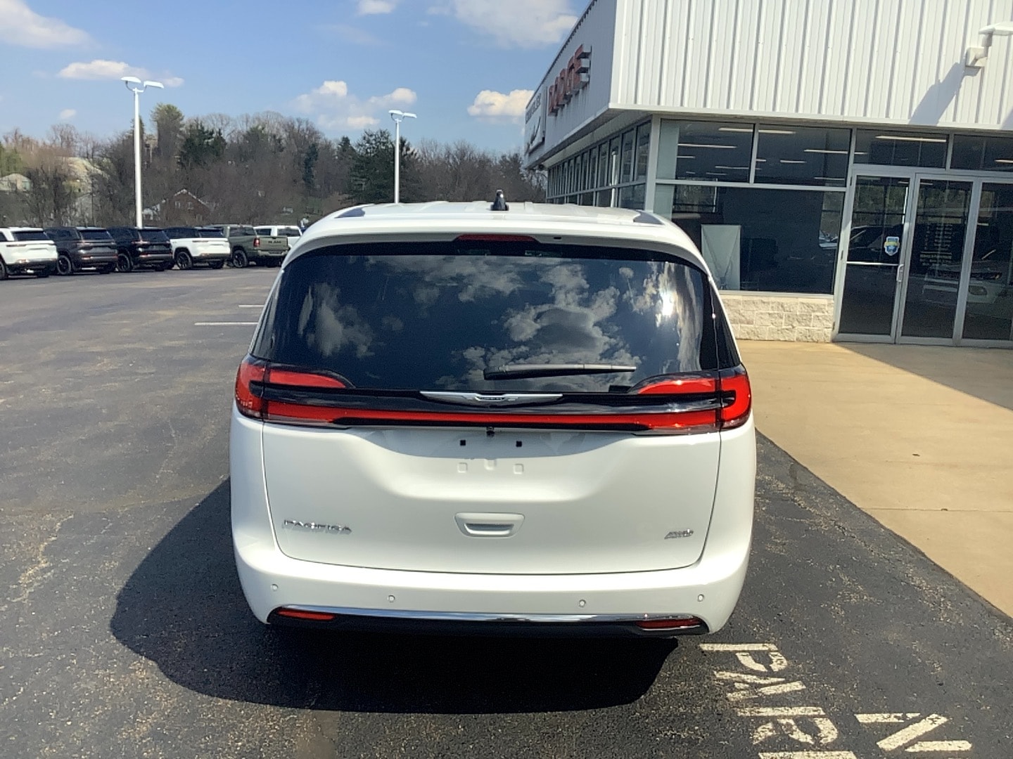 2026 Chrysler Pacifica SELECT AWD Bright White at Three Rivers CJD