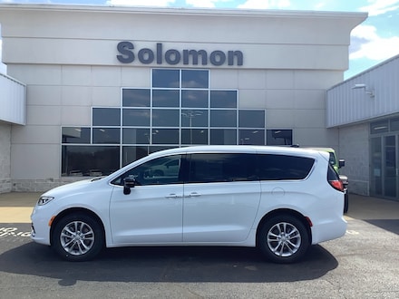 2026 Chrysler Pacifica SELECT AWD Passenger Van