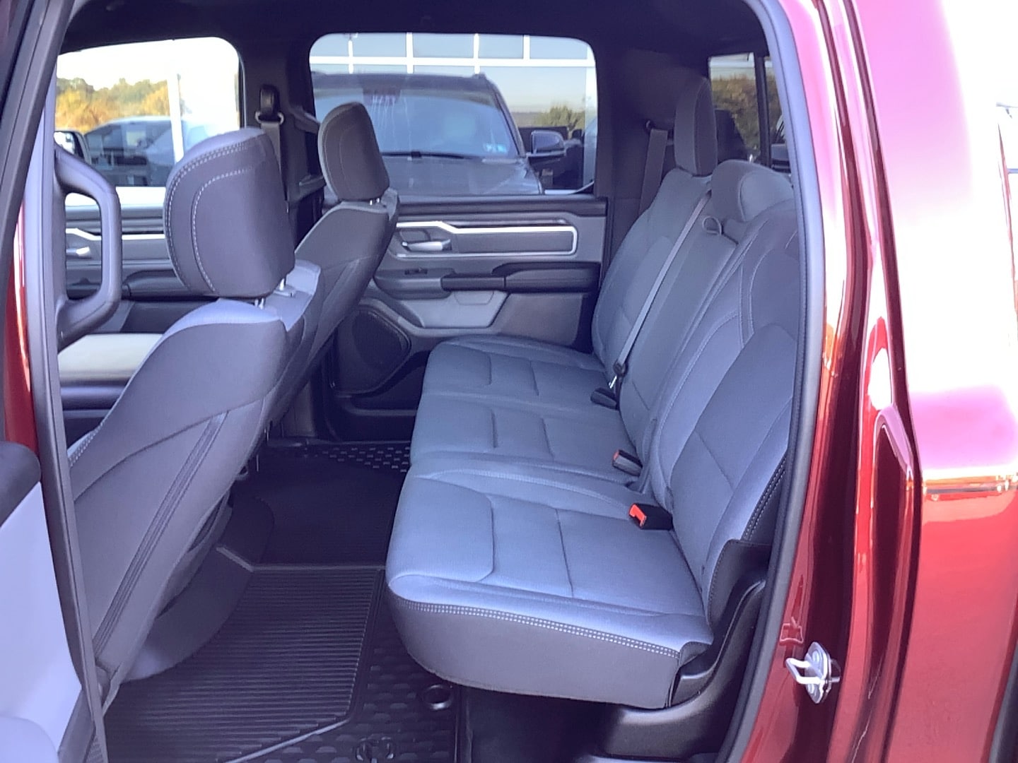 2023 Ram 1500 photo 8 of 13