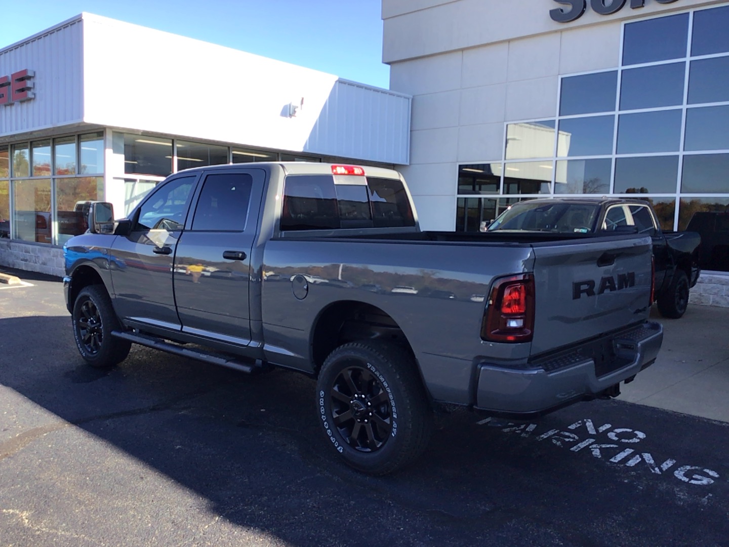 2027 Ram 2500 photo 6 of 13