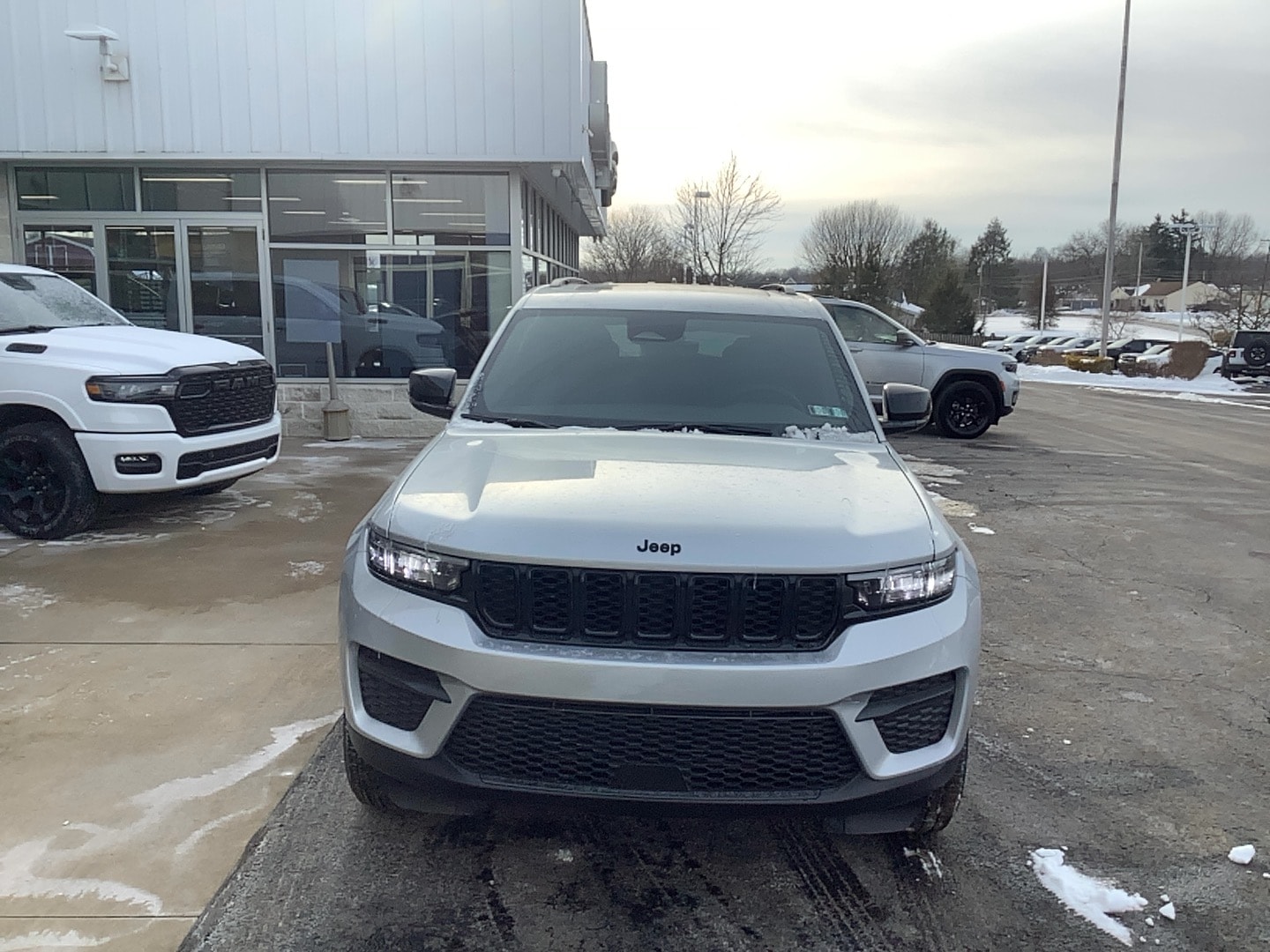 2025 Jeep Grand Cherokee ALTITUDE X 4X4 - 1