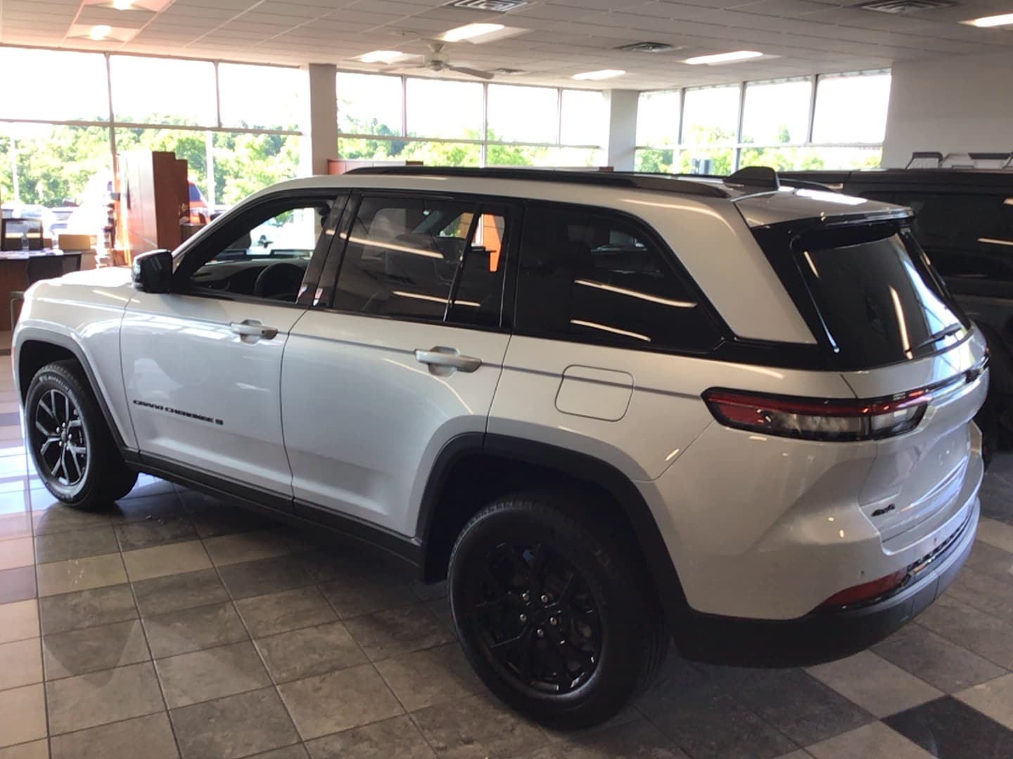 2025 Jeep Grand Cherokee ALTITUDE X 4X4 - 1