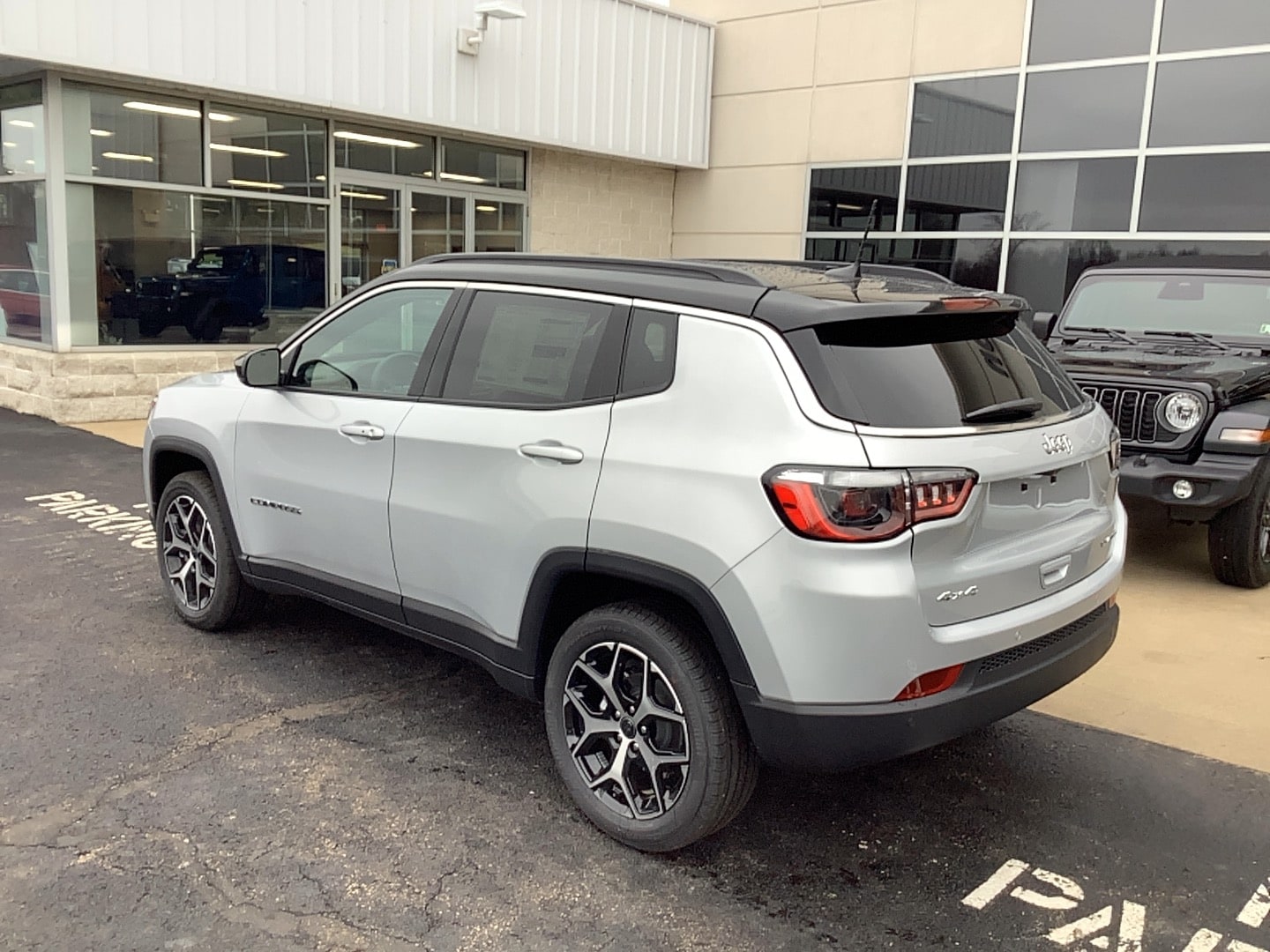 2026 Jeep Compass LIMITED 4X4 - 6