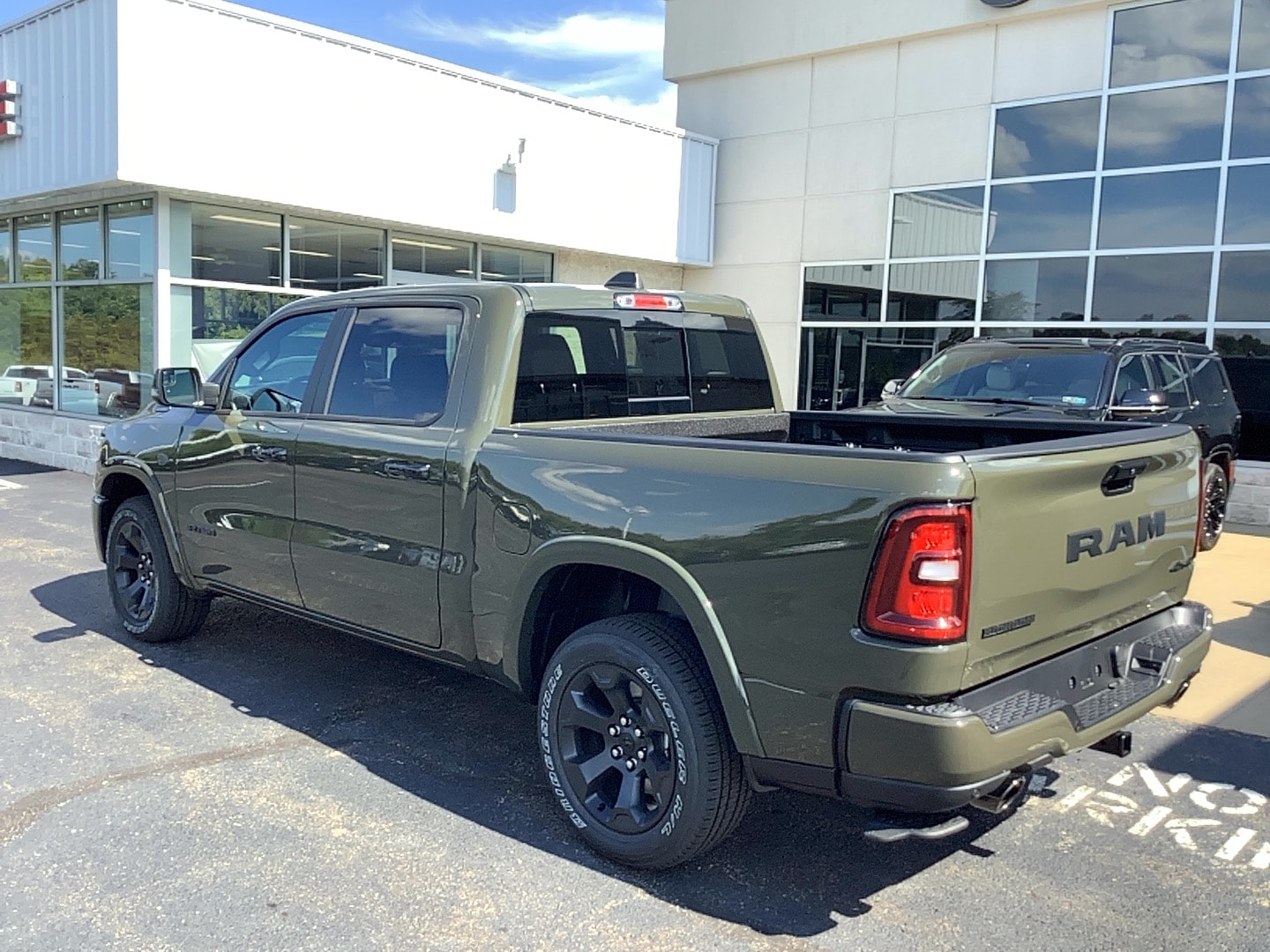 2027 Ram 1500 photo 6 of 13