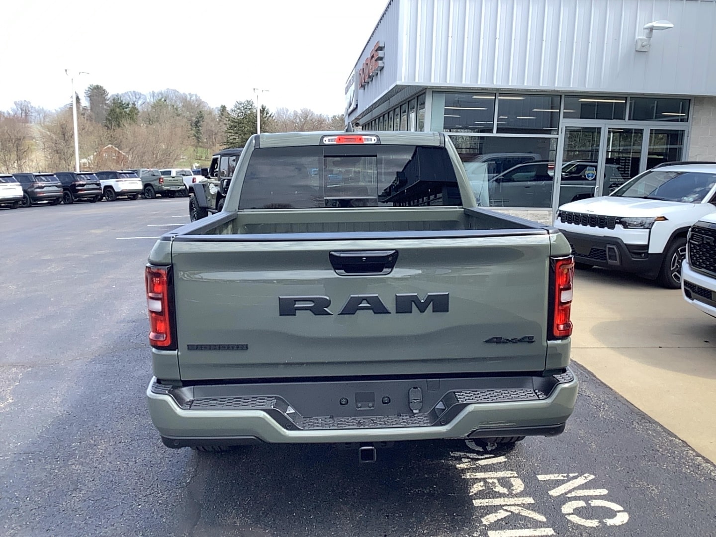 2026 Ram 1500 BIG HORN CREW CAB 4X4 5'7 BOX Canyon Lake at Solomon CJD Carmichaels