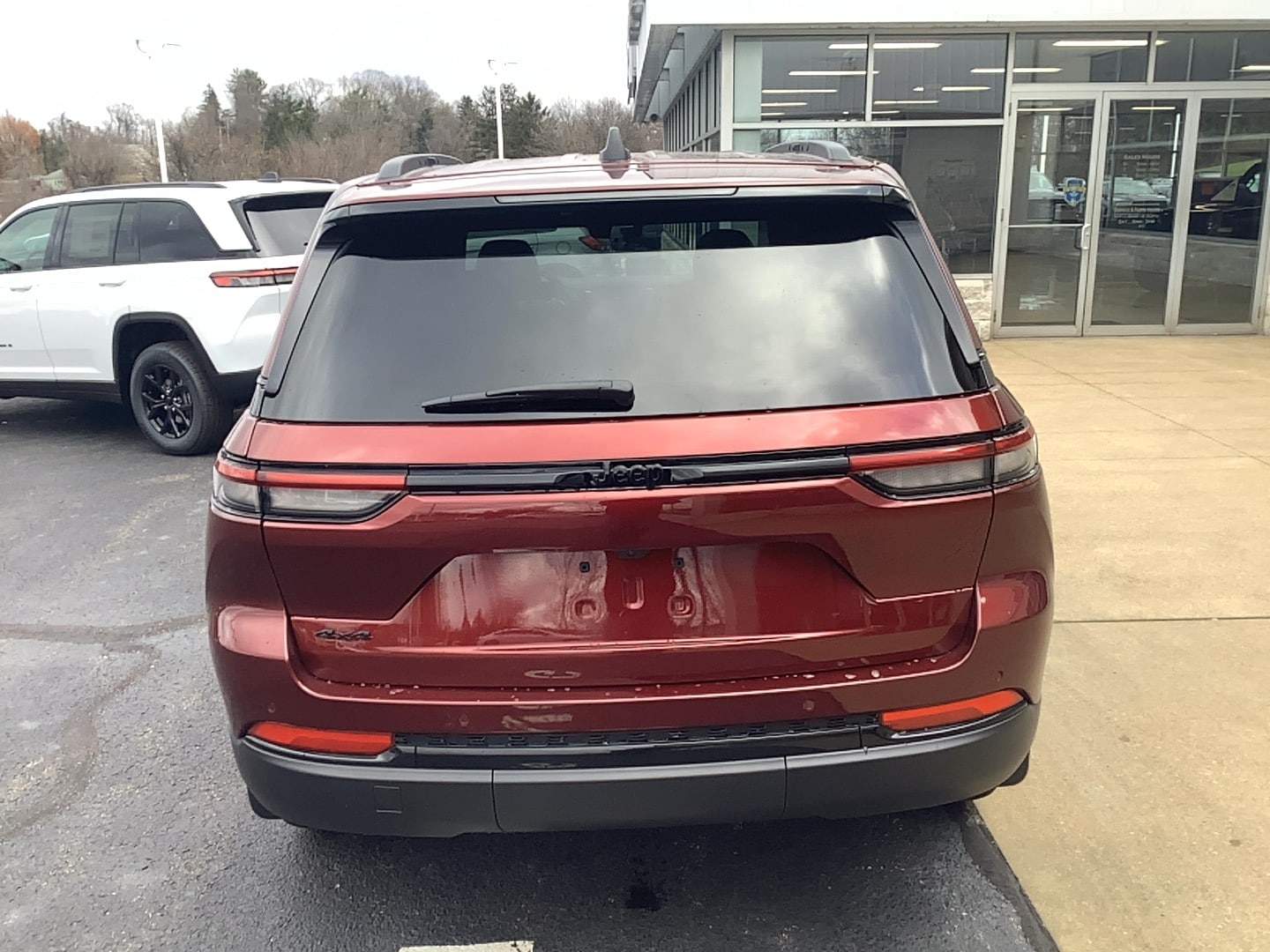 2025 Jeep Grand Cherokee ALTITUDE X 4X4 - 3