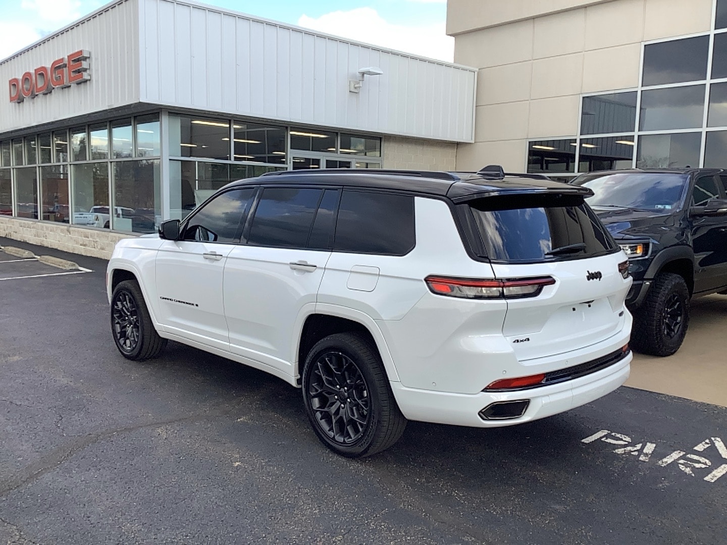 2024 Jeep Grand Cherokee L Summit Reserve Bright White Clearcoat at Solomon CJD Carmichaels