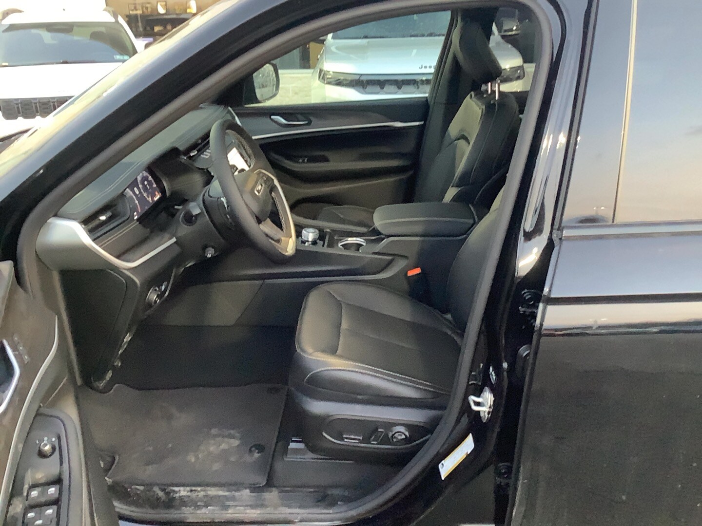 2026 Jeep Grand Cherokee LIMITED RESERVE 4X4 - 8