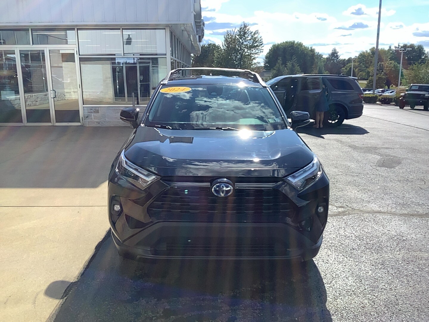 2024 Toyota RAV4 Hybrid photo 2