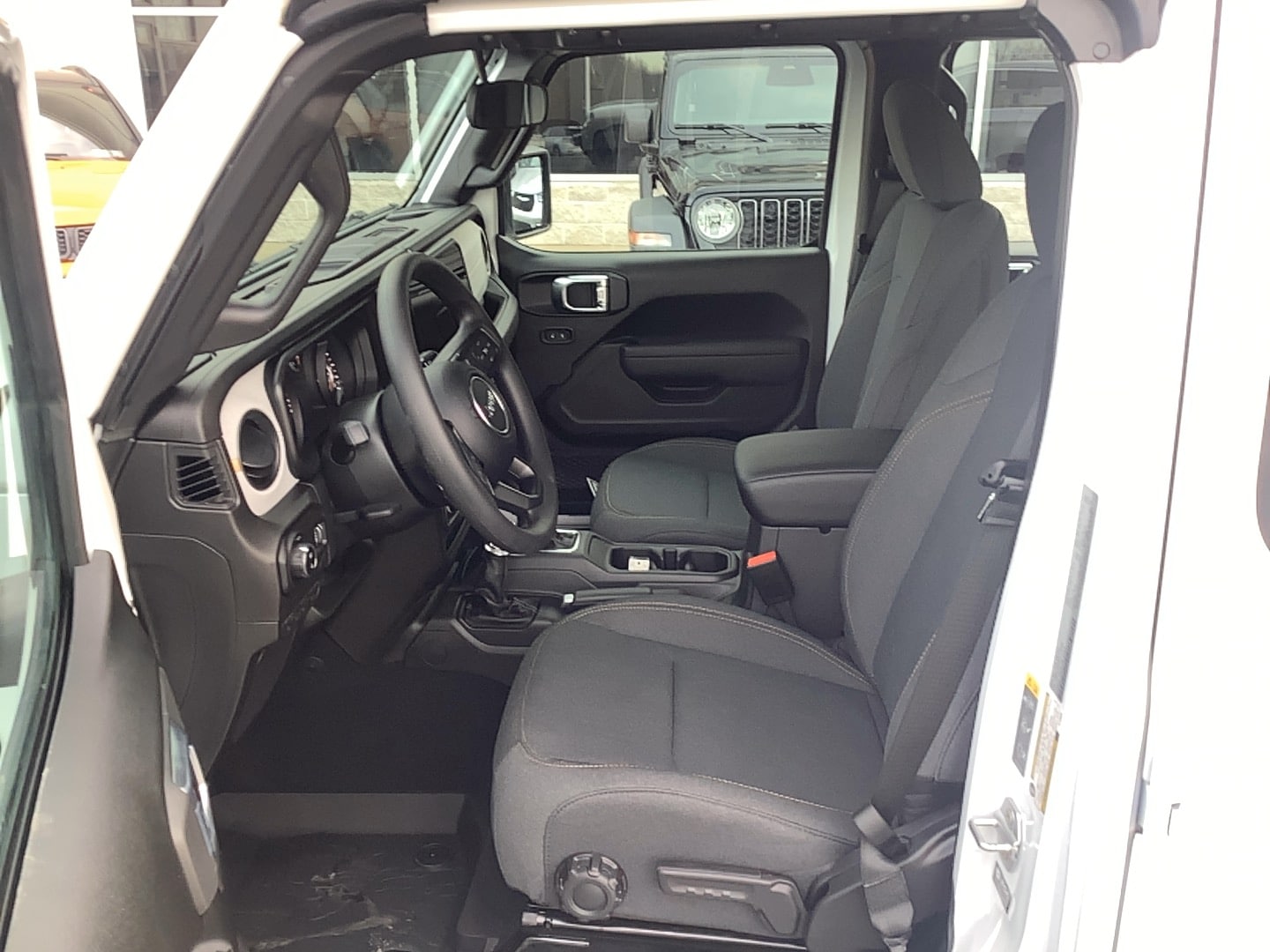 2026 Jeep Gladiator SPORT 4X4 - 9