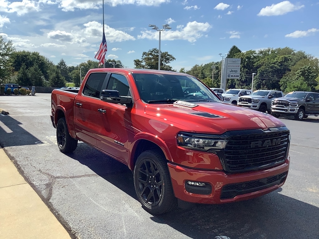 New 2027 Ram 1500 LARAMIE CREW CAB 4X4 5'7 BOX Pickup