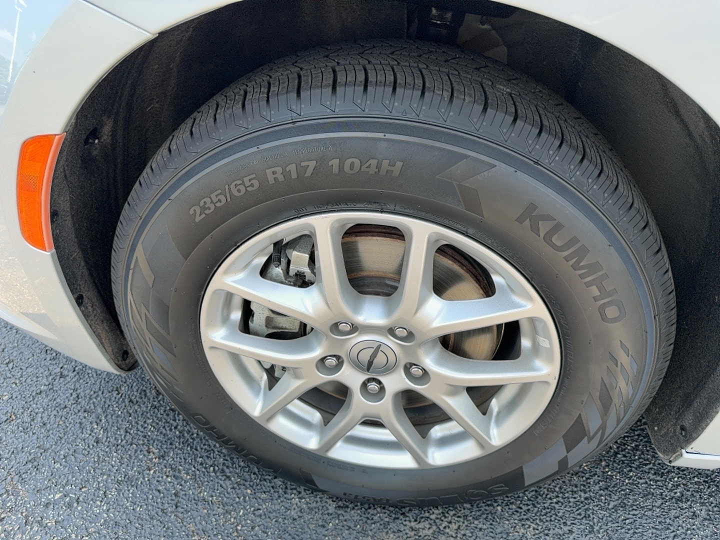 2024 Chrysler Pacifica photo 17 of 17