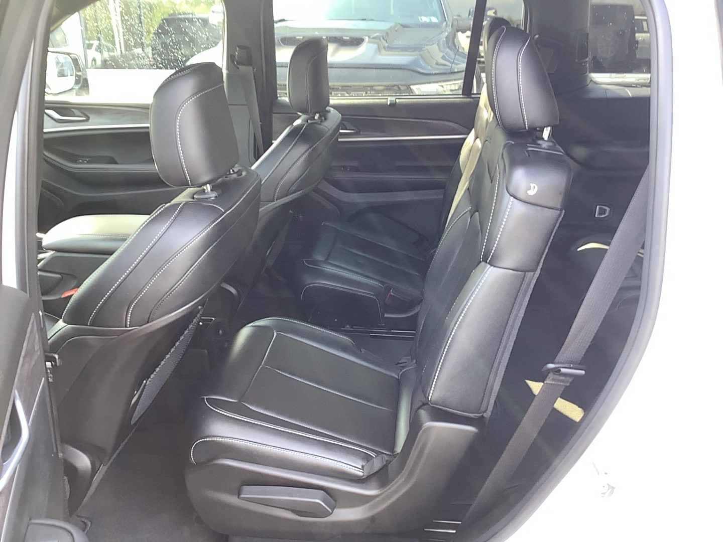 2024 Jeep Grand Cherokee L Limited Bright White Clearcoat at Solomon CJD Carmichaels