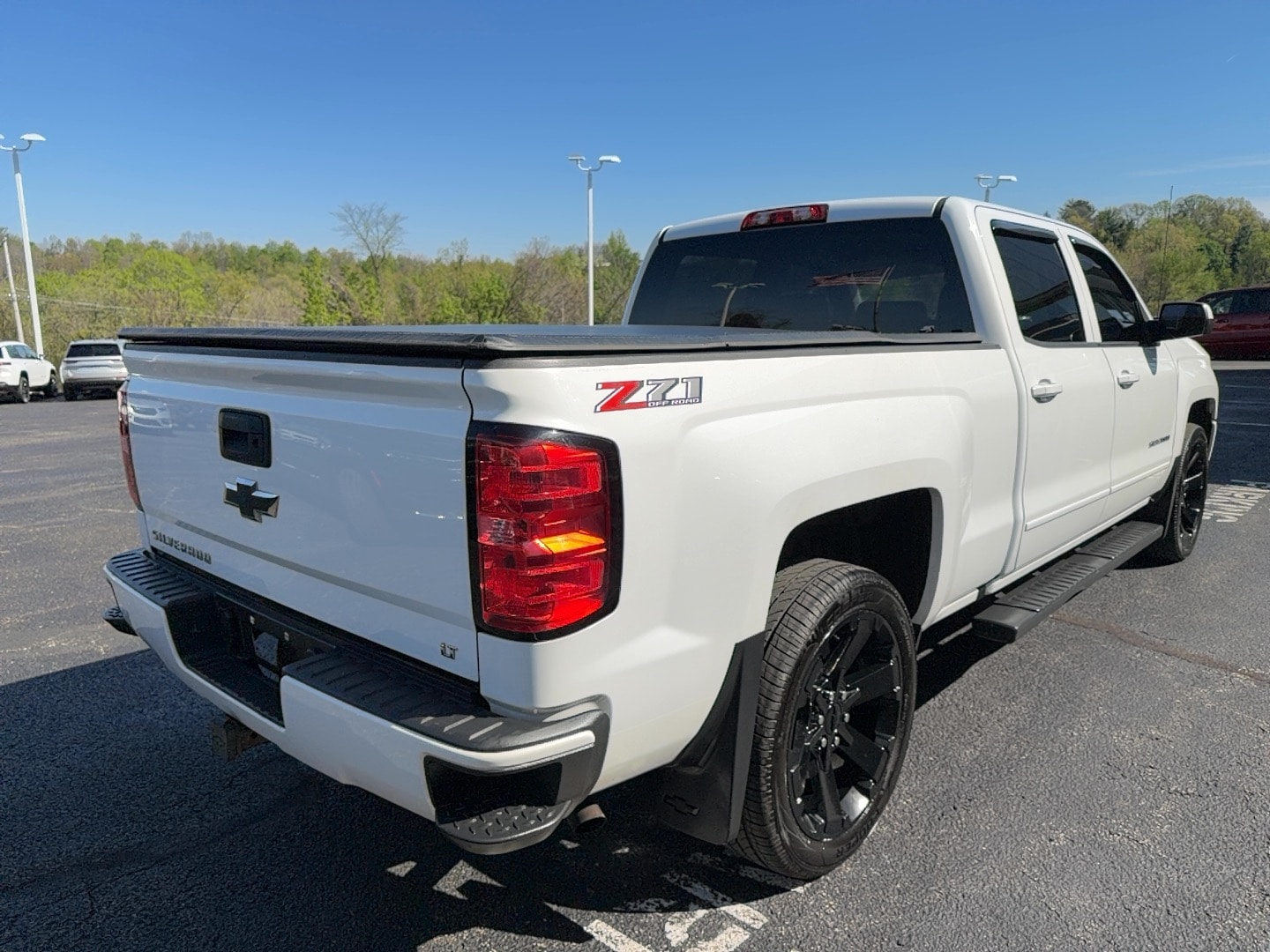 2018 Chevrolet Silverado 1500 LT - 3
