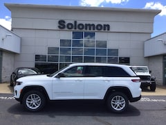 2026 Jeep Grand Cherokee LAREDO X 4X4 Sport Utility