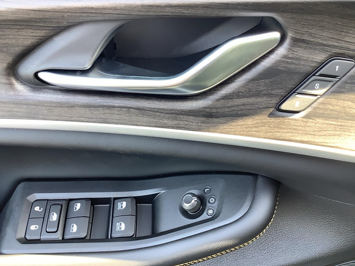 2026 Jeep Grand Cherokee 85TH ANNIVERSARY EDITION 4X4 Silver Zynith at Three Rivers CJD