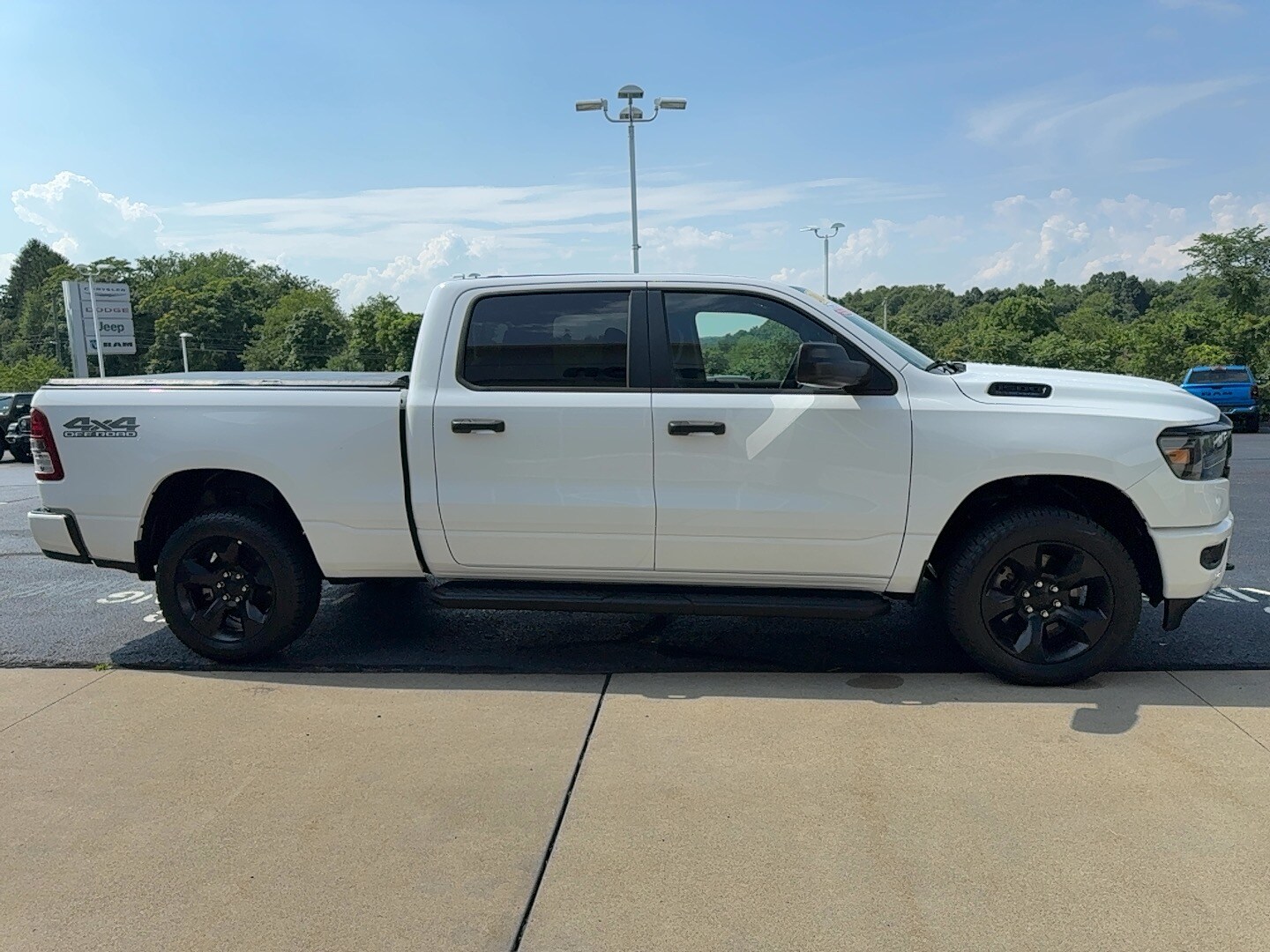 2024 Ram 1500 Tradesman photo 4