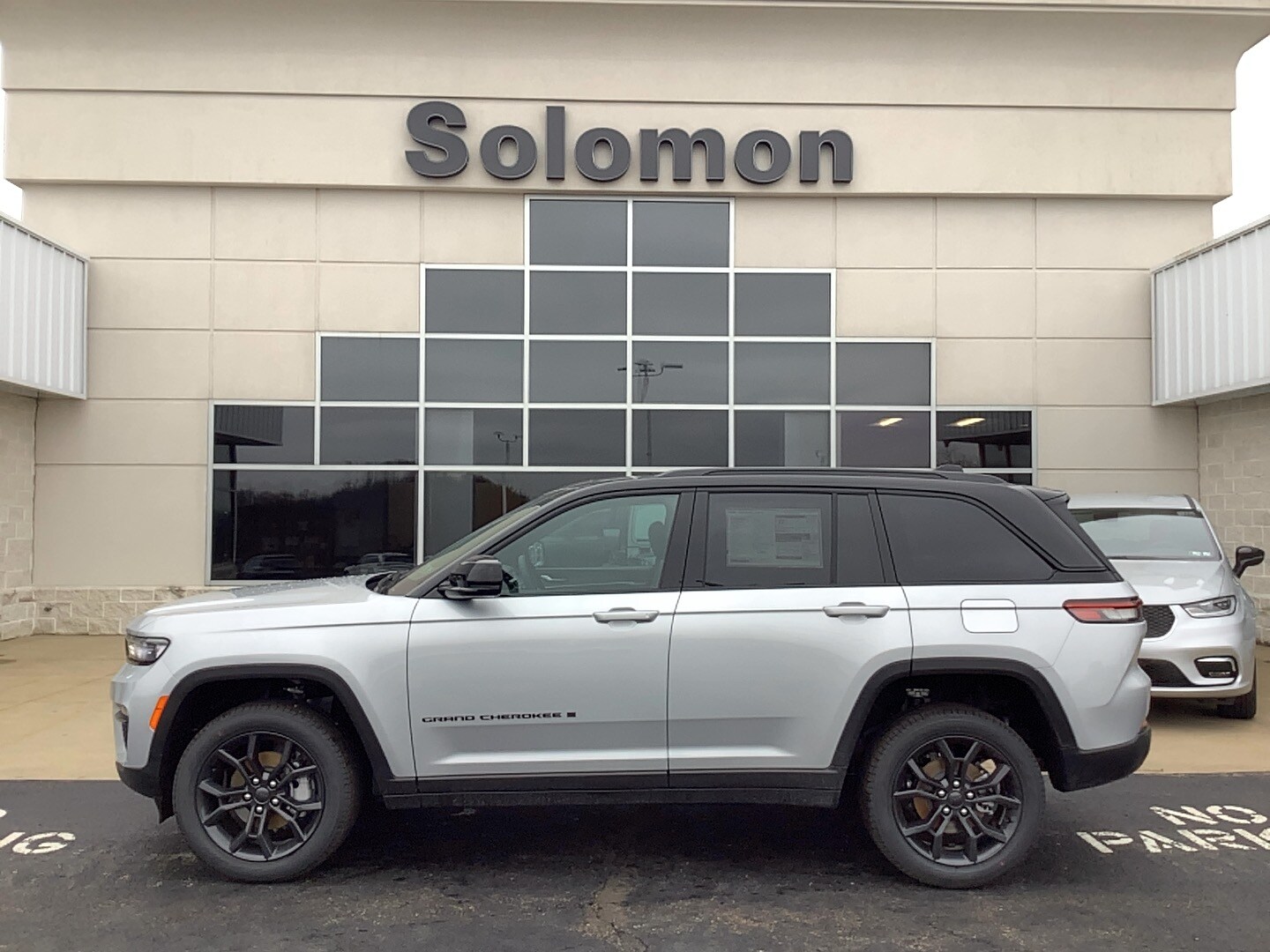 2025 Jeep Grand Cherokee Limited's photo