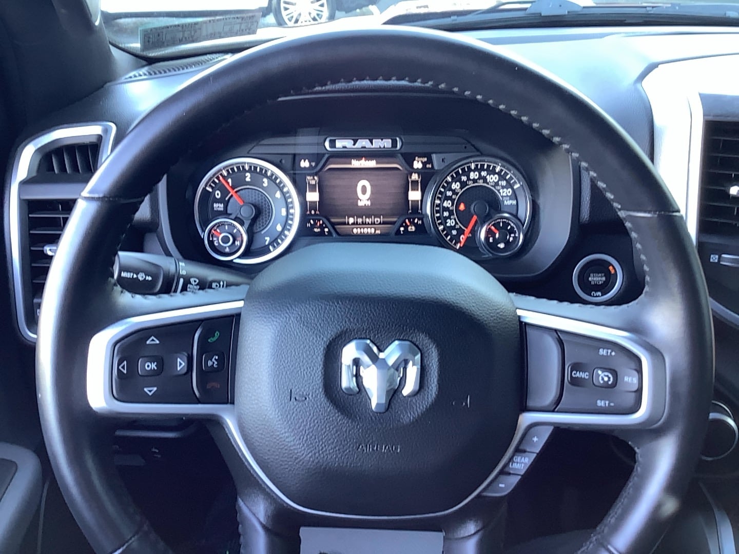 2023 Ram 1500 photo 11 of 13