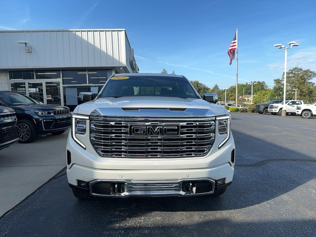Certified 2025 GMC Sierra 1500 Denali 4WD Crew Cab 147 Denali