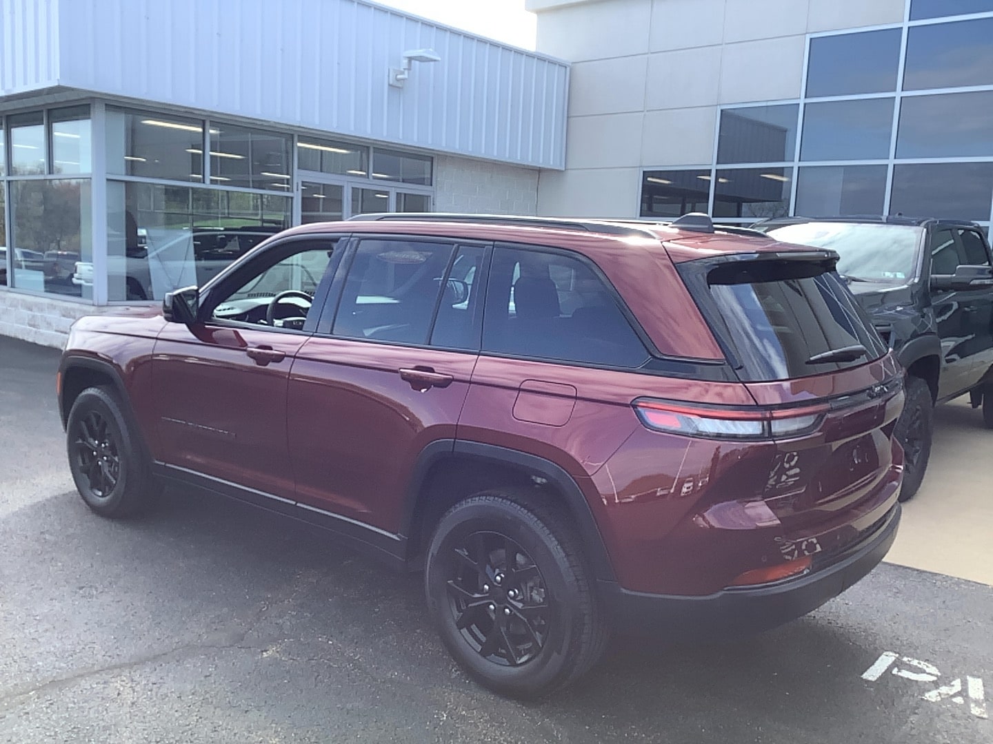2024 Jeep Grand Cherokee Altitude Velvet Red Pearlcoat at Solomon CJD Carmichaels