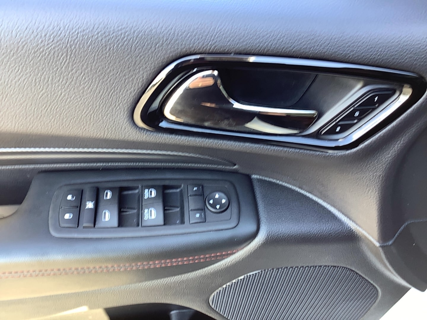 2025 Dodge Durango photo 11 of 15