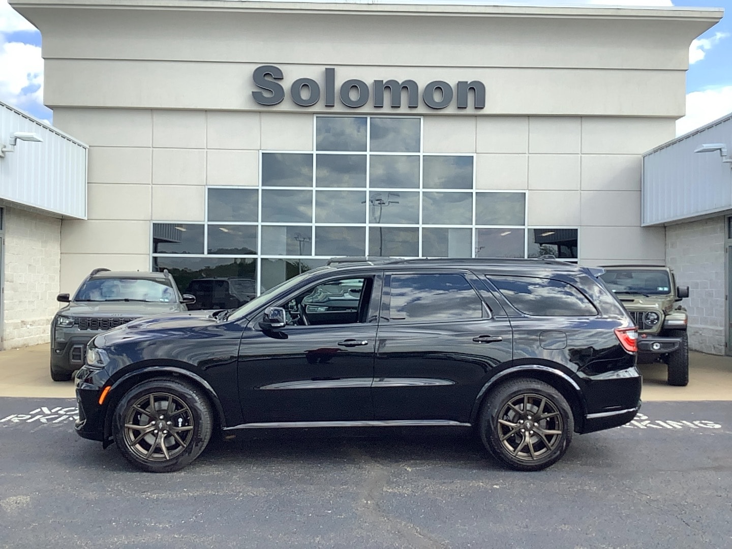2025 Dodge Durango R/T 20th Anniversary Plus AWD's photo