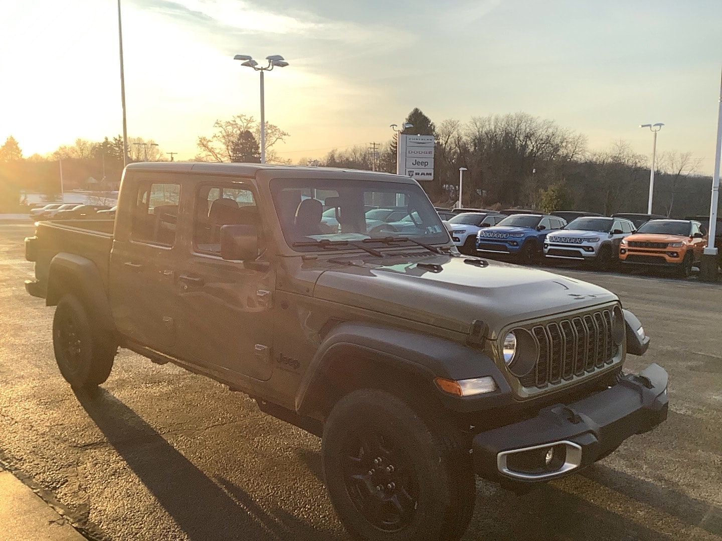 2026 Jeep Gladiator SPORT 4X4 - 1