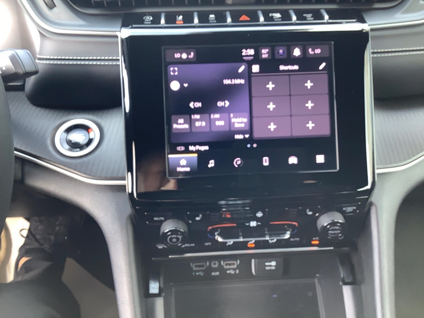 2024 Jeep Grand Cherokee Altitude - 11